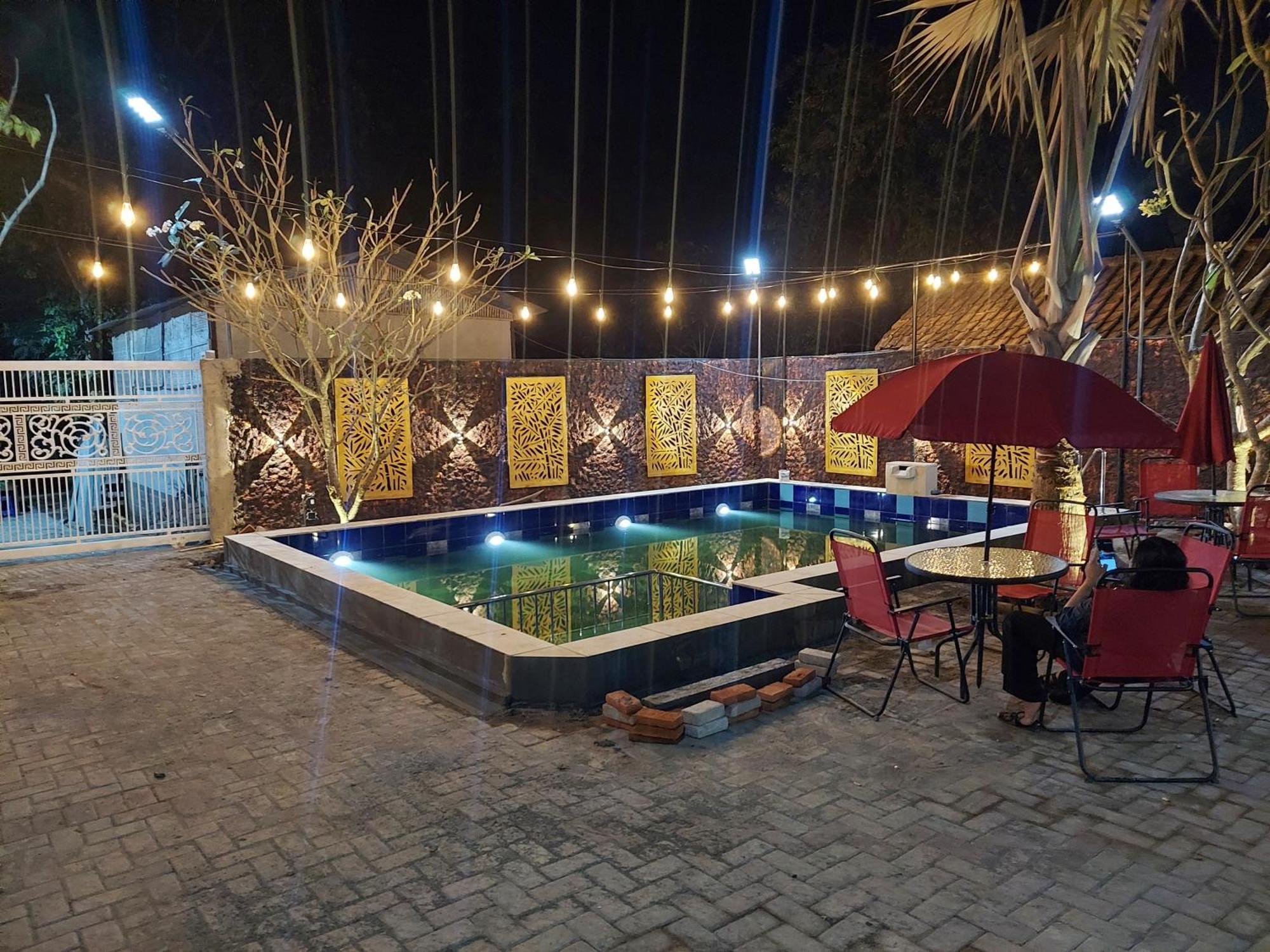 Urbanview Hotel Sakura Kampung Inggris Pare By Reddoorz Eksteriør bilde