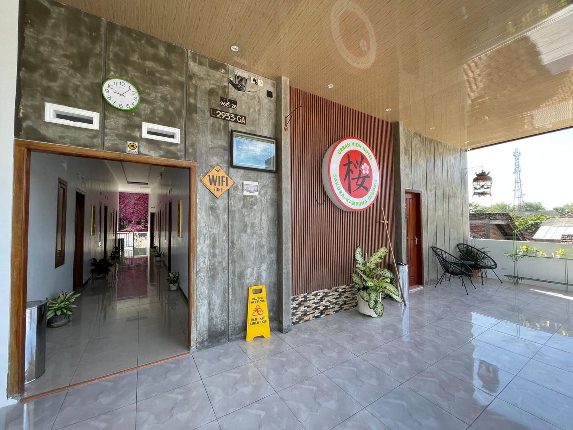 Urbanview Hotel Sakura Kampung Inggris Pare By Reddoorz Eksteriør bilde